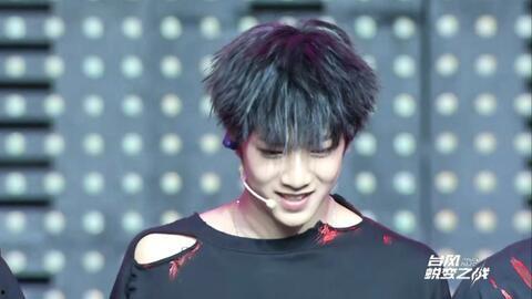 刘耀文爆料受伤视频在线观看,勇敢面对挑战,网友热议康复之路 第2张 刘耀文爆料受伤视频在线观看,勇敢面对挑战,网友热议康复之路 第2张